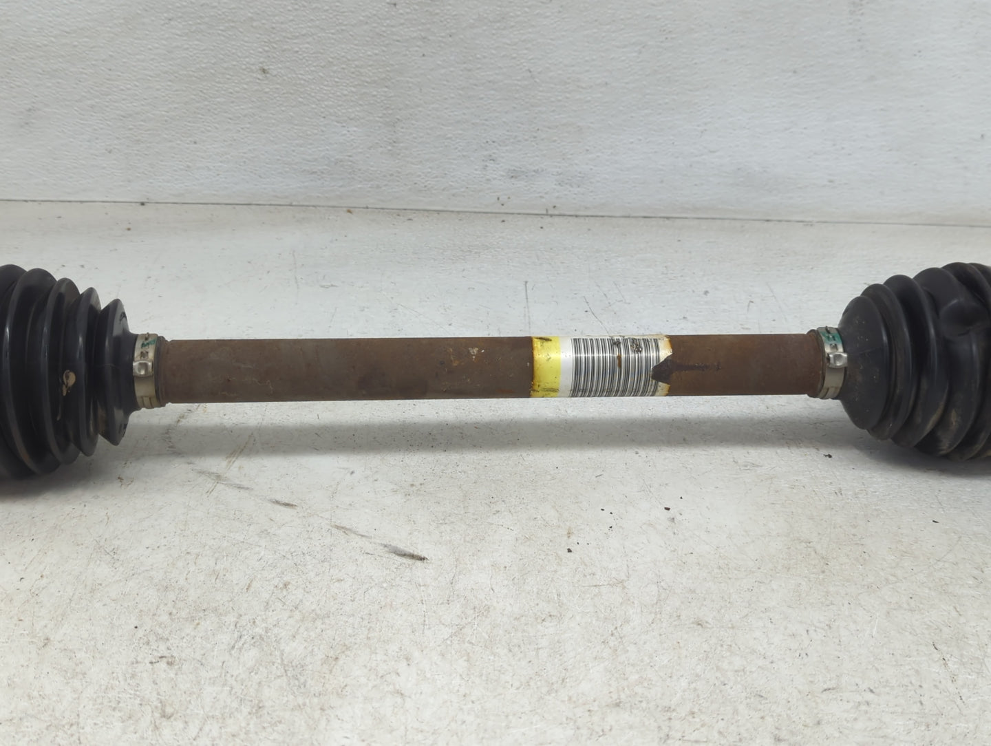 2022 Lincoln Navigator Axle Shaft Rear Driver Cv C/v - Oemusedautoparts1.com