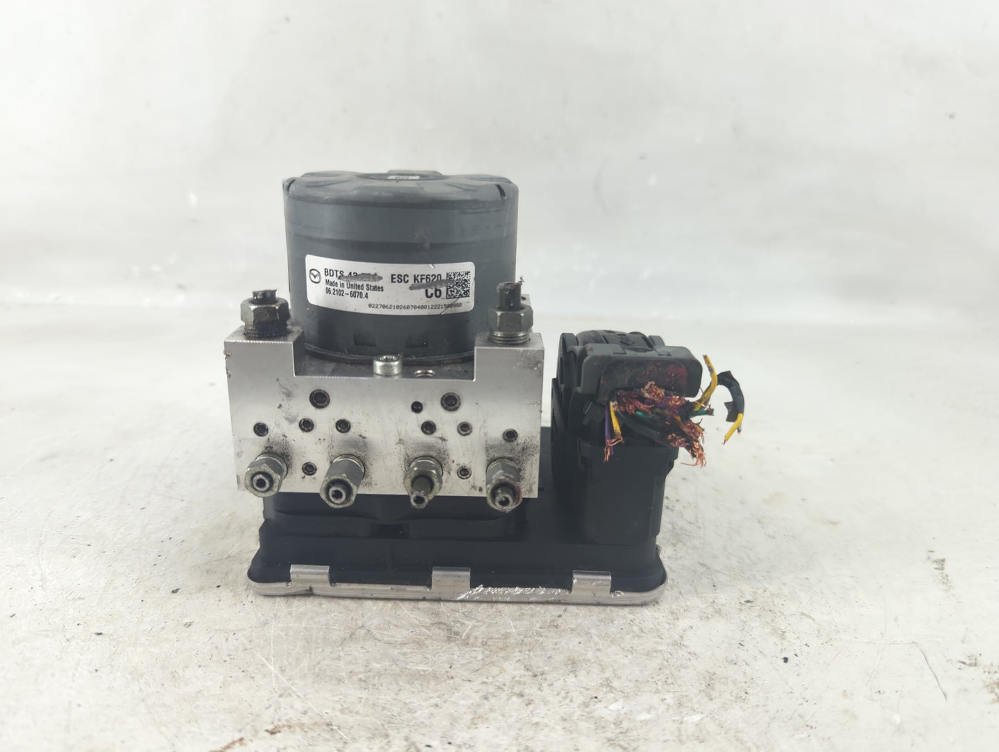 2019-2022 Mazda 3 ABS Pump Control Module Replacement P/N:06.2102 - 6070.4 ESC KF620 C6 Fits Fits 2019 2020 2021 2022 OEM Us