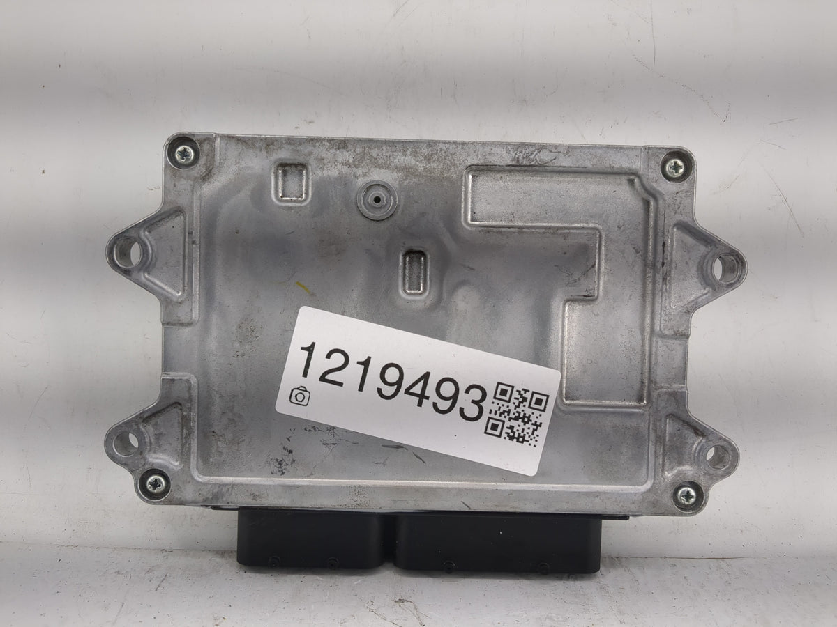 2019-2022 Mazda 3 PCM Engine Control Computer ECU ECM PCU OEM P/N:PAJ8 18 881 Fits 2019 2020 2021 2022 OEM Used Auto Parts -