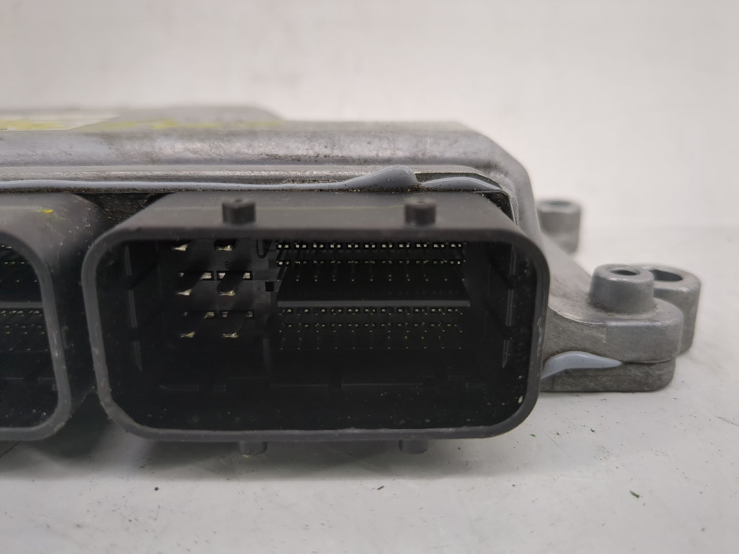 2019-2022 Mazda 3 PCM Engine Control Computer ECU ECM PCU OEM P/N:PAJ8 18 881 Fits Fits 2019 2020 2021 2022 OEM Used Auto Pa