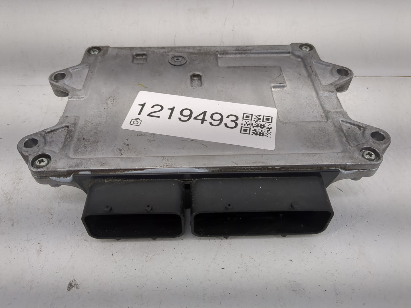 2019-2022 Mazda 3 PCM Engine Control Computer ECU ECM PCU OEM P/N:PAJ8 18 881 Fits Fits 2019 2020 2021 2022 OEM Used Auto Pa