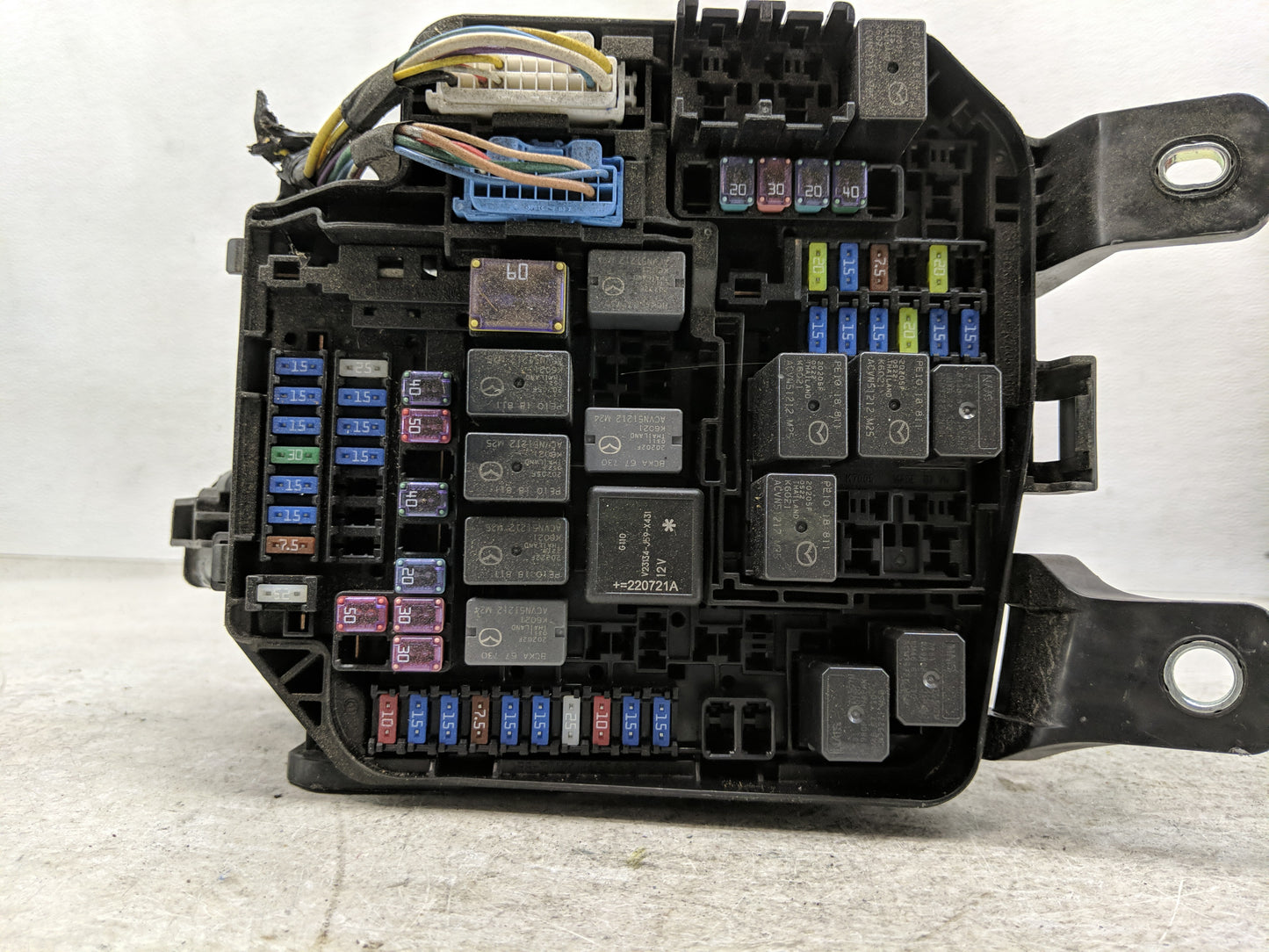 2022 Mazda 3 Fusebox Fuse Box Panel Relay Module Fits Fits 2020 2021 OEM Used Auto Parts - Oemusedautoparts1.com