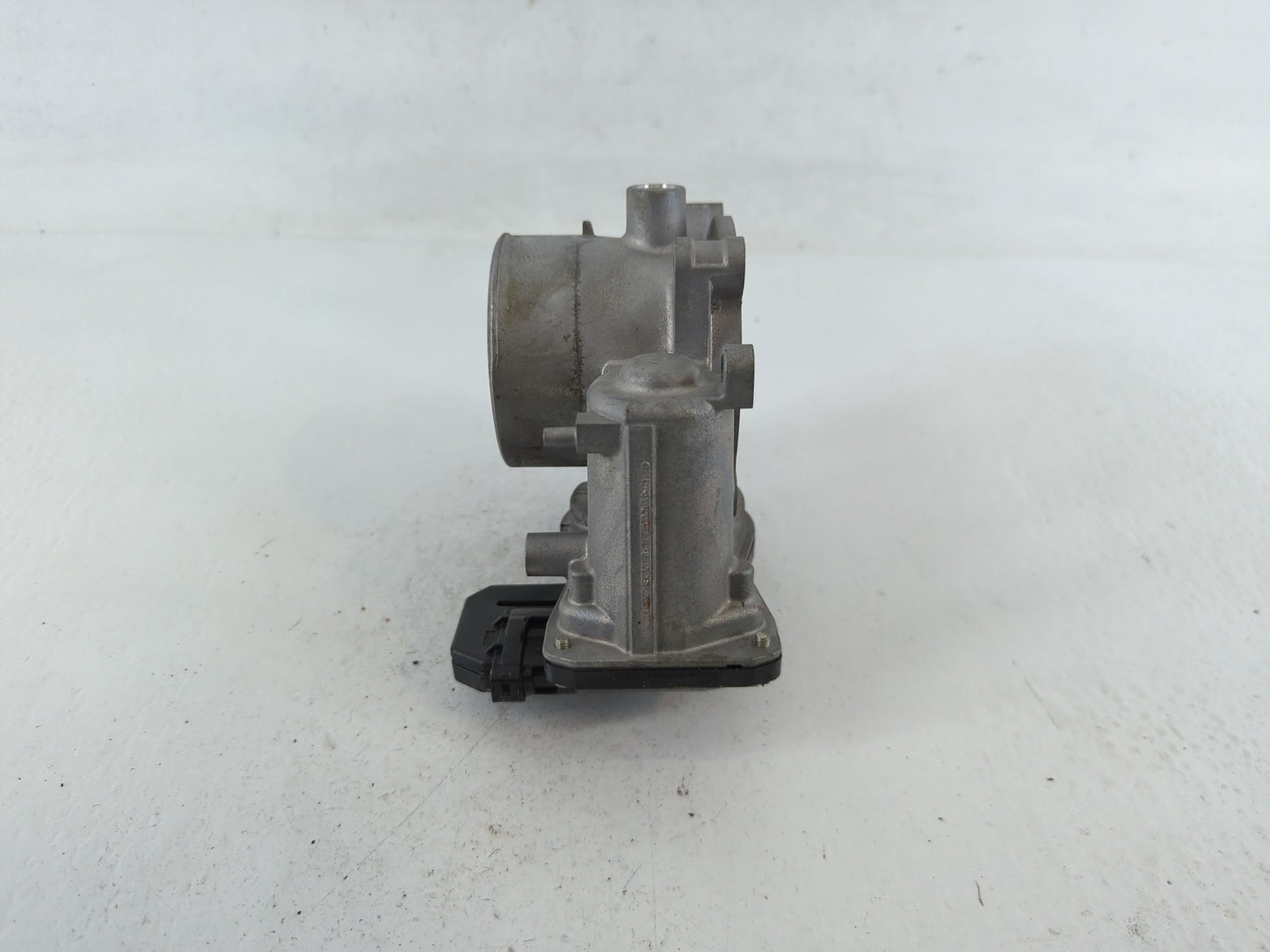 2019-2022 Mazda 3 Throttle Body P/N:PYFS 13 640 220065 Fits Fits 2018 2019 2020 2021 2022 OEM Used Auto Parts - Oemusedautop