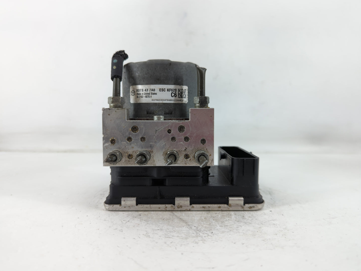 2019-2022 Mazda 3 ABS Pump Control Module Replacement P/N:BDTS 43 7A0 Fits Fits 2019 2020 2021 2022 OEM Used Auto Parts - Oe