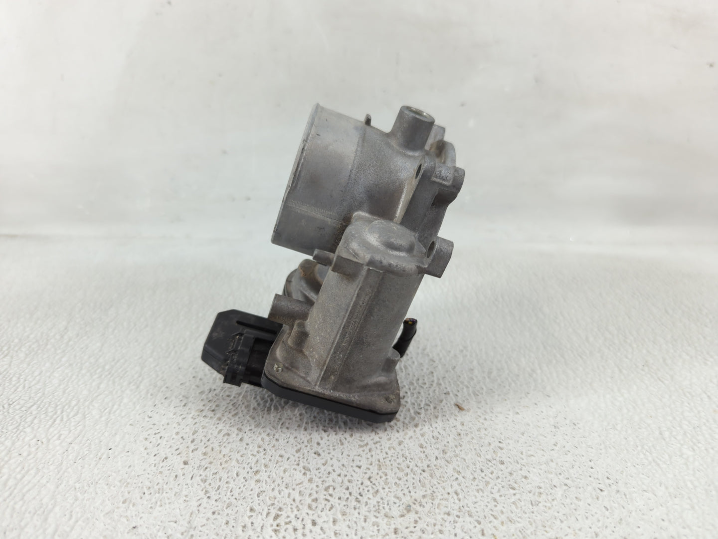 2020-2022 Mazda Cx-30 Throttle Body P/N:K4238 Fits Fits 2018 2019 2020 2021 2022 OEM Used Auto Parts - Oemusedautoparts1.com