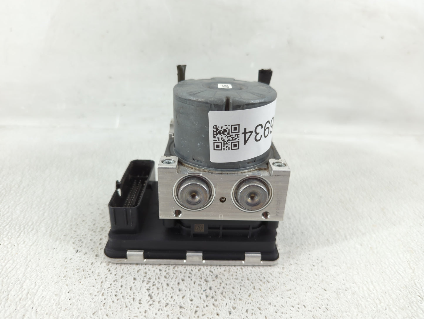 2020-2022 Mazda Cx-30 ABS Pump Control Module Replacement P/N:DGJ1 43 7A0 Fits Fits 2020 2021 2022 OEM Used Auto Parts - Oem