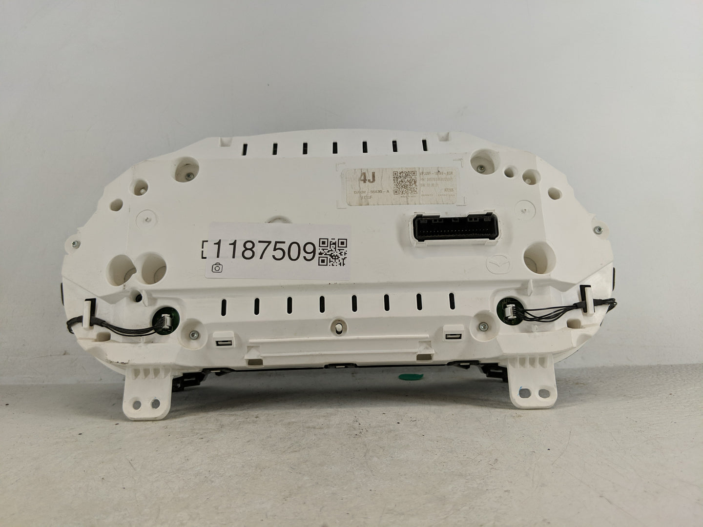 2020-2022 Mazda Cx-30 Instrument Cluster Speedometer Gauges P/N:JJVF-10849-AGR Miles: Fits Fits 2020 2021 2022 OEM Used Auto