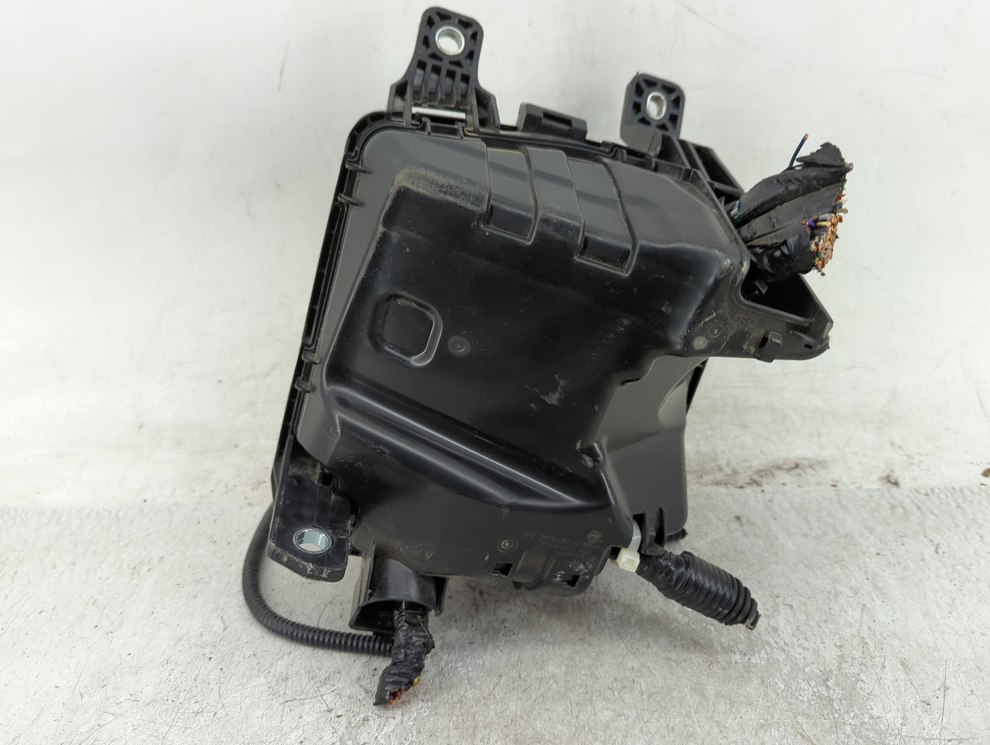 2020-2022 Mazda Cx-30 Fusebox Fuse Box Panel Relay Module Fits Fits 2020 2021 2022 OEM Used Auto Parts - Oemusedautoparts1.c