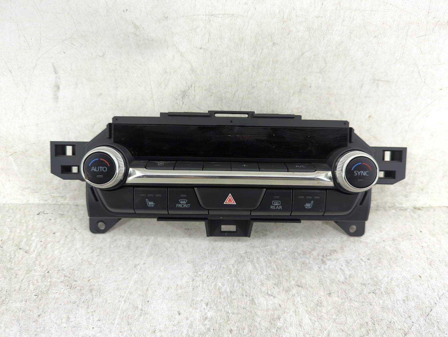 2022 Mazda Cx-30 Climate Control Module Temperature AC/Heater Replacement P/N:BGEC-61190 Fits OEM Used Auto Parts - Oemuseda