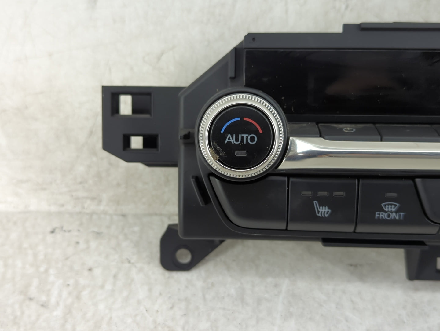 2022 Mazda Cx-30 Climate Control Module Temperature AC/Heater Replacement P/N:BGEC-61190 Fits OEM Used Auto Parts - Oemuseda