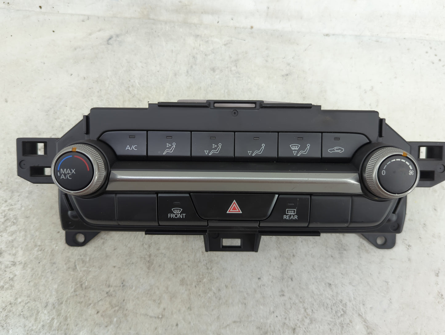 2022 Mazda Cx-30 Climate Control Module Temperature AC/Heater Replacement P/N:BDGF 61 190B Fits OEM Used Auto Parts - Oemuse