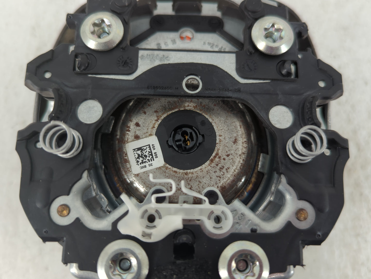 2020-2022 Mazda Cx-30 Air Bag Driver Left Steering Wheel Mounted P/N:0589-P1-000282 Fits Fits 2020 2021 2022 OEM Used Auto P