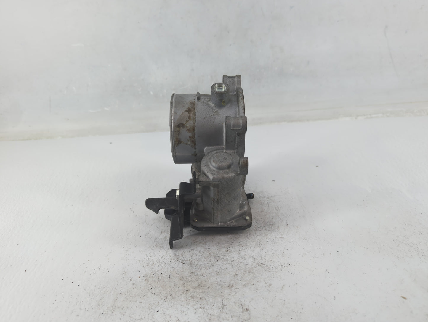 2020-2022 Mazda Cx-30 Throttle Body P/N:2F2401249 Fits Fits 2018 2019 2020 2021 2022 OEM Used Auto Parts - Oemusedautoparts1