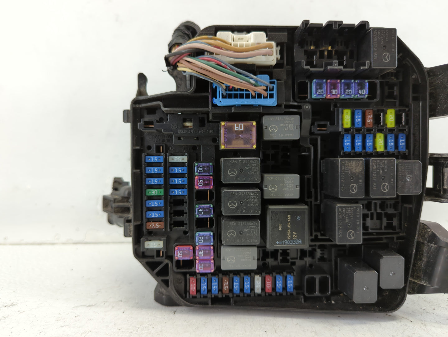 2020-2022 Mazda Cx-30 Fusebox Fuse Box Panel Relay Module P/N:5676 YA1 BCKA-66767 K7005 Fits Fits 2020 2021 2022 OEM Used Au