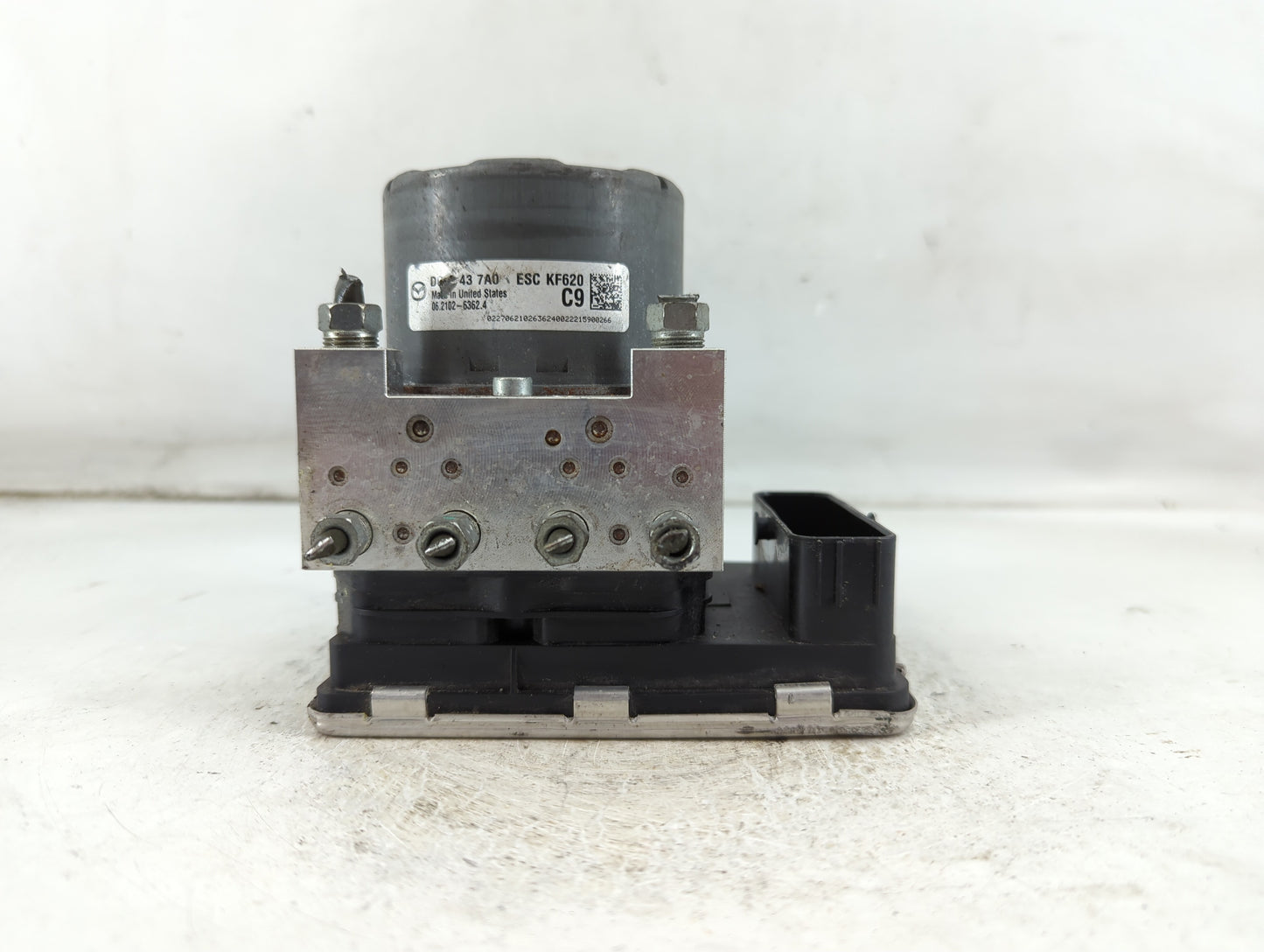 2020-2022 Mazda Cx-30 ABS Pump Control Module Replacement P/N:DGJ1-43 7A0 Fits Fits 2020 2021 2022 OEM Used Auto Parts - Oem