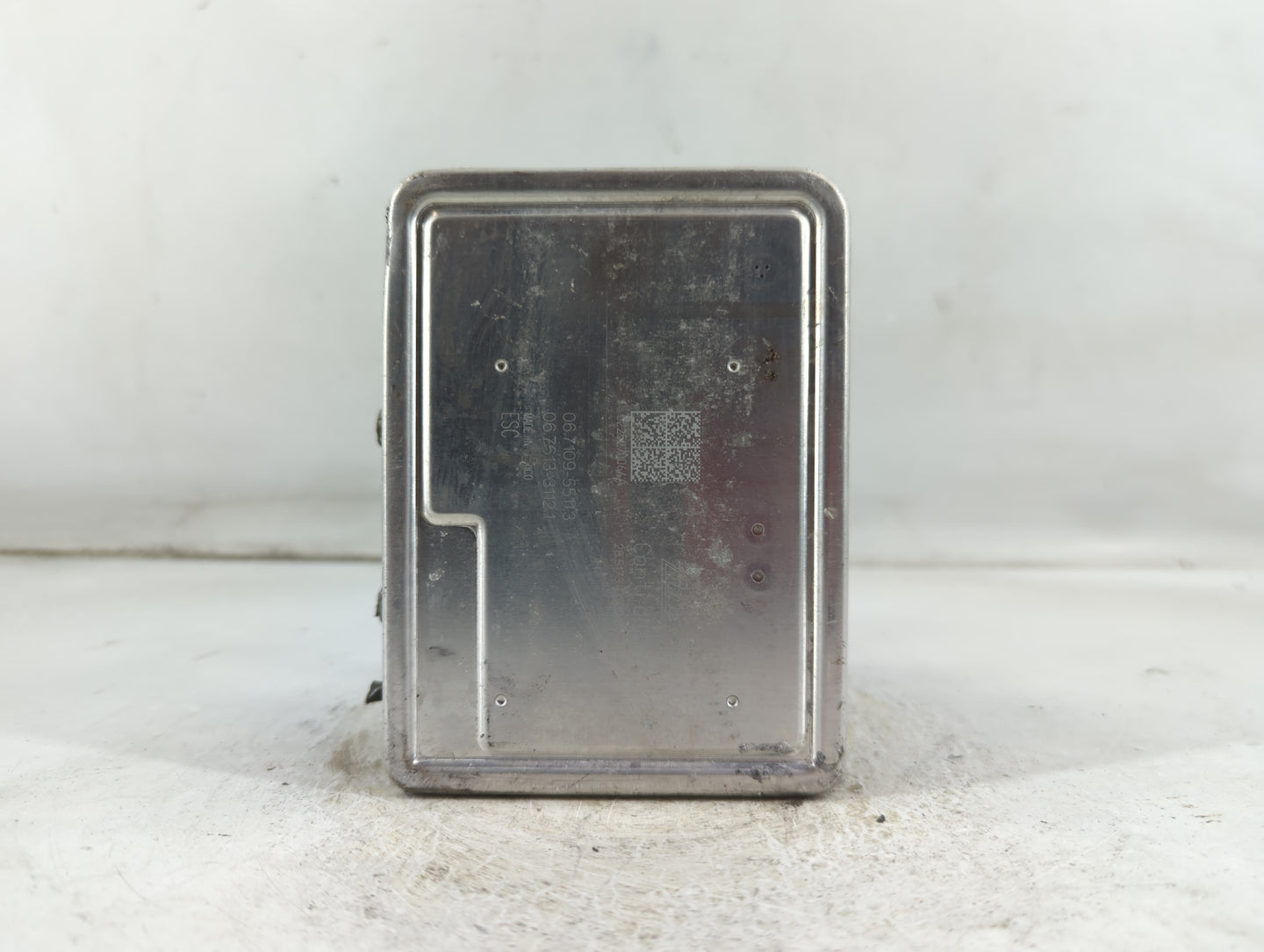 2020-2022 Mazda Cx-30 ABS Pump Control Module Replacement P/N:DGJ1-43 7A0 Fits Fits 2020 2021 2022 OEM Used Auto Parts - Oem