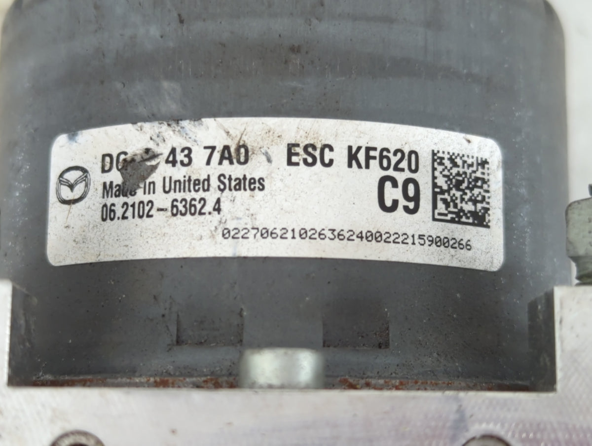 2020-2022 Mazda Cx-30 Anti-Lock Brake ABS Pump Module Actuator OEM P/N:DGJ1-43 7A0 Fits Fits 2020 2021 2022 OEM Used Auto Pa