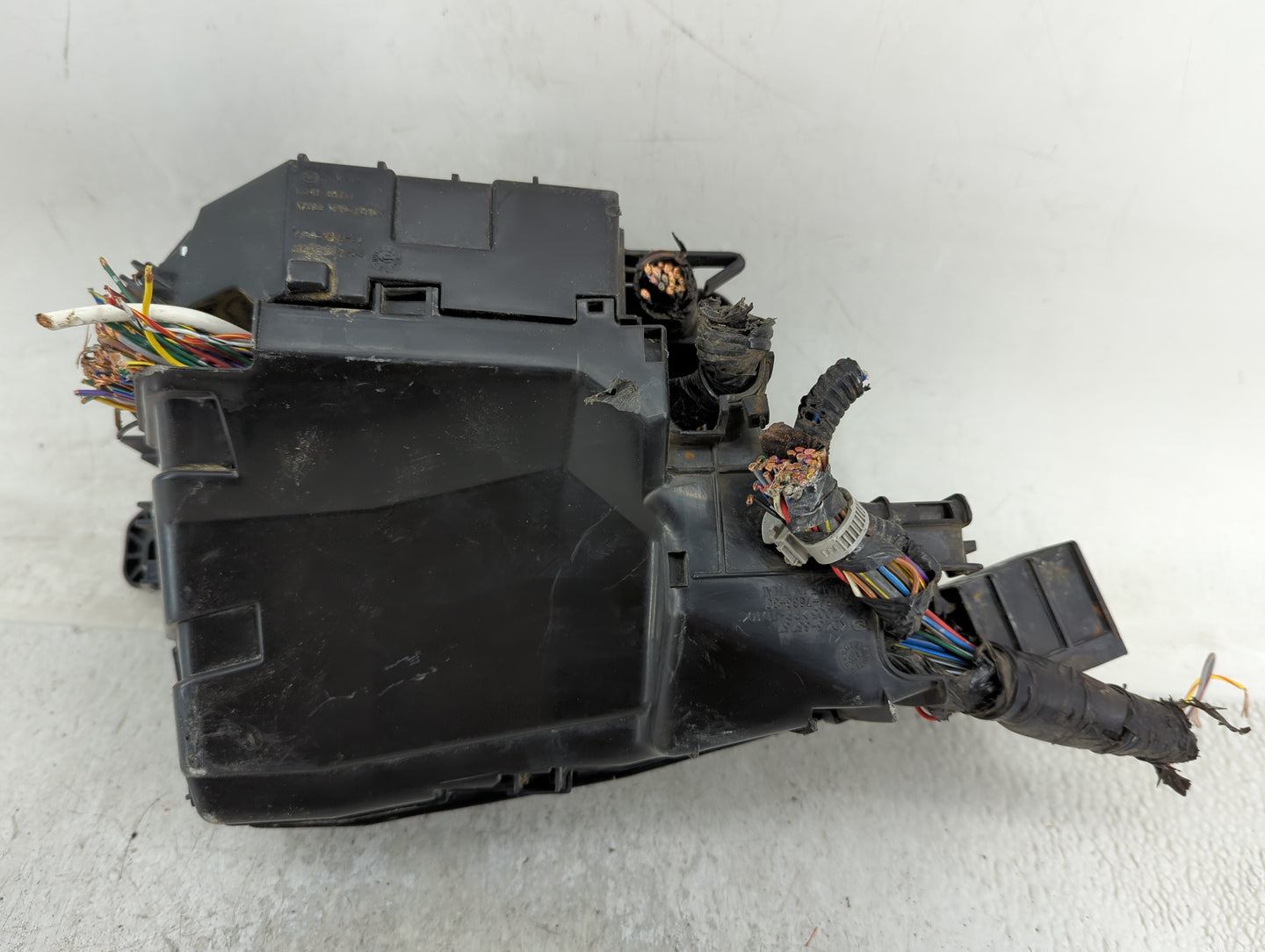 2013-2022 Mazda Cx-5 Fusebox Fuse Box Panel Relay Module P/N:7154-7633-30 Fits OEM Used Auto Parts - Oemusedautoparts1.com