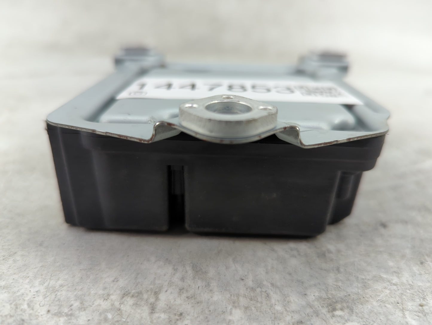 2017-2022 Mazda Cx-5 Body Control Module Bcm Inner Cabin Fuse Box - Oemusedautoparts1.com