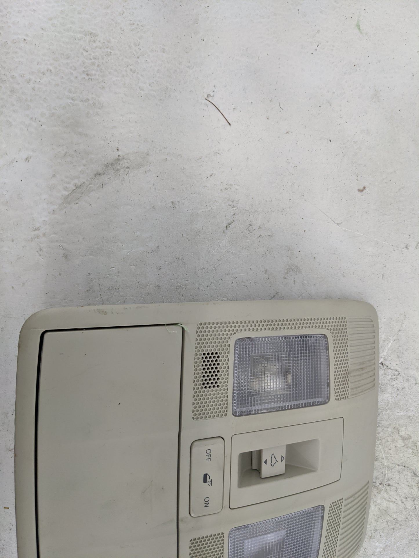 2013-2022 Mazda Cx-5 Overhead Roof Console Tan - Oemusedautoparts1.com
