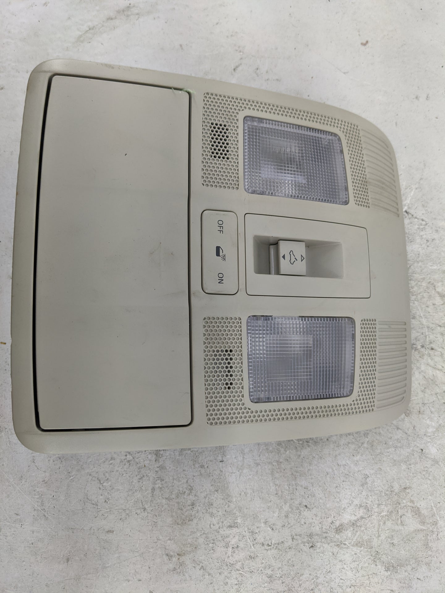 2013-2022 Mazda Cx-5 Overhead Roof Console Tan - Oemusedautoparts1.com