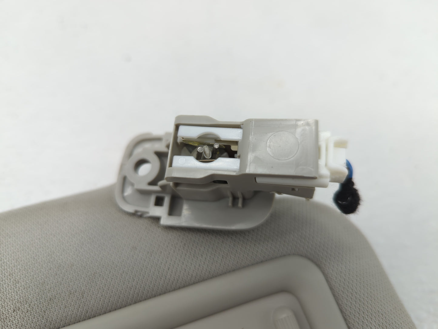 2021-2022 Mazda Cx-5 Sun Visor Shade Replacement Passenger Right Mirror Fits Fits 2021 2022 OEM Used Auto Parts - Oemusedaut
