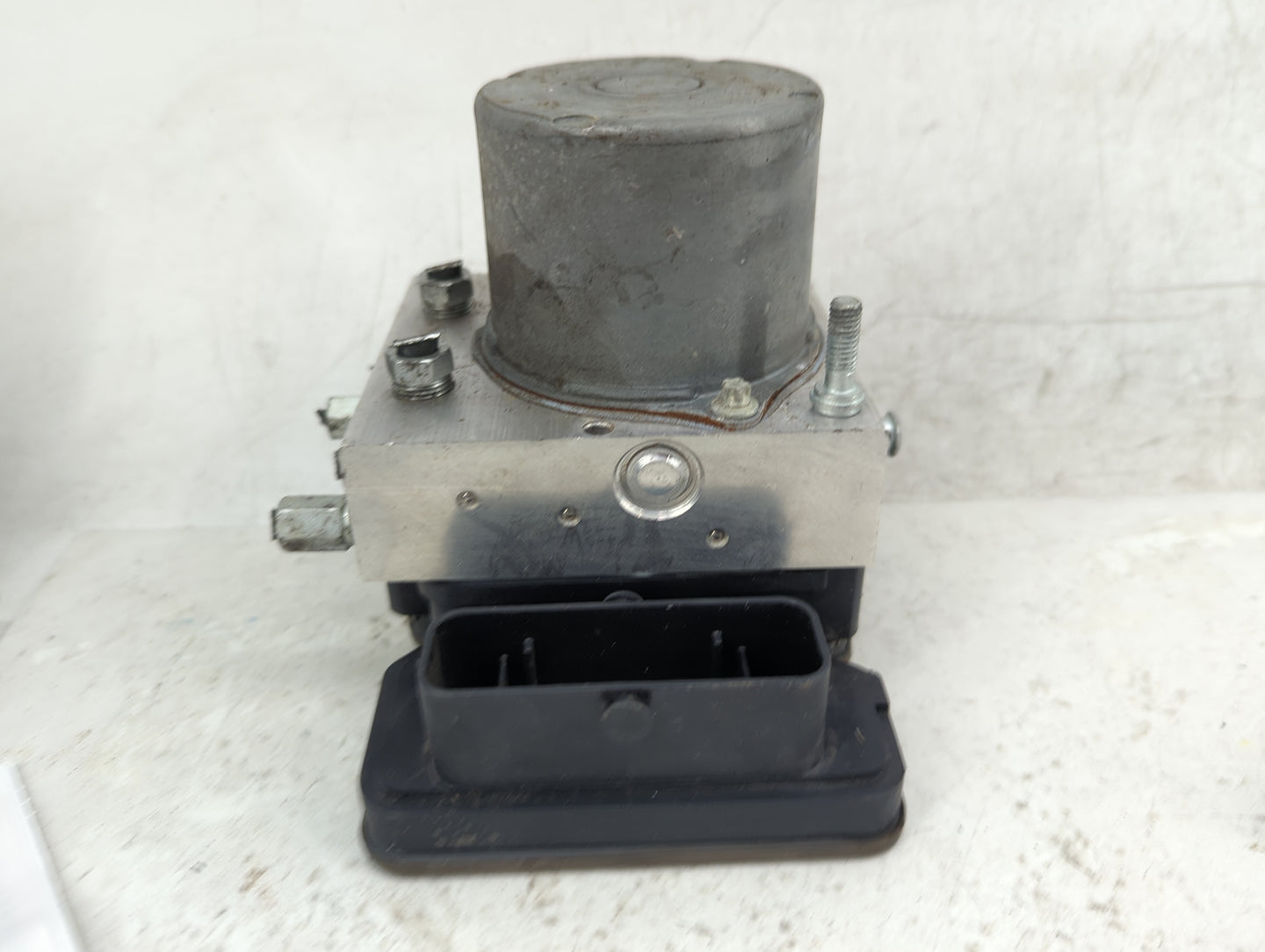 2020-2022 Mazda Cx-9 ABS Pump Control Module Replacement P/N:TA0B 43 7A0 0265956670, 0265291613 Fits Fits 2020 2021 2022 OEM