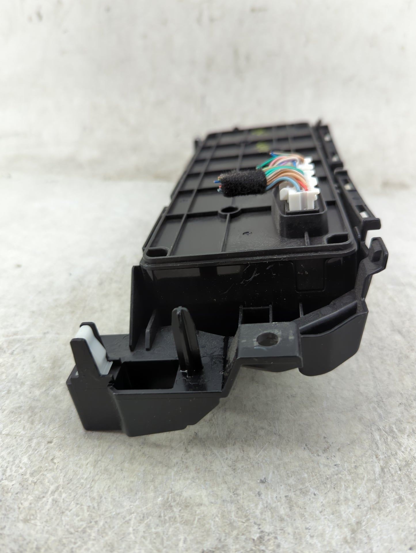 2022 Mazda Cx-9 Climate Control Module Temperature AC/Heater Replacement Fits OEM Used Auto Parts - Oemusedautoparts1.com