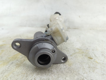 2016-2022 Mazda Cx-9 Brake Master Cylinder 1496711