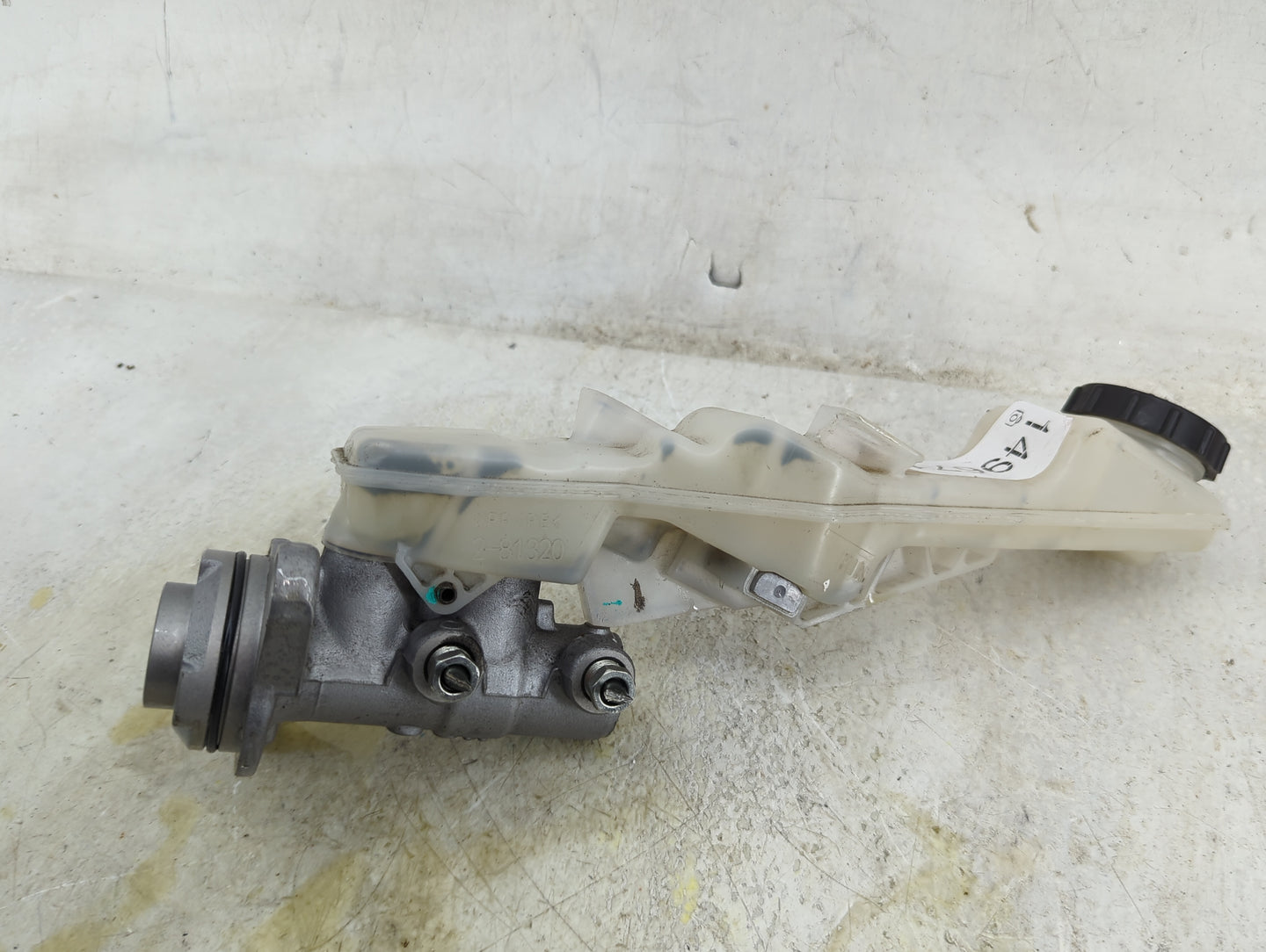 2016-2022 Mazda Cx-9 Brake Master Cylinder 1496711 - Oemusedautoparts1.com