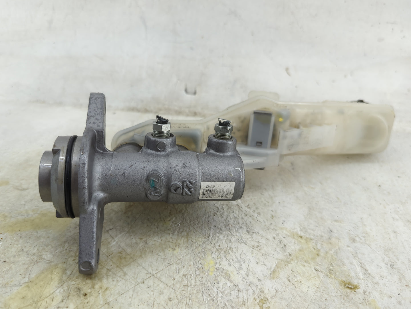 2016-2022 Mazda Cx-9 Brake Master Cylinder 1496711 - Oemusedautoparts1.com