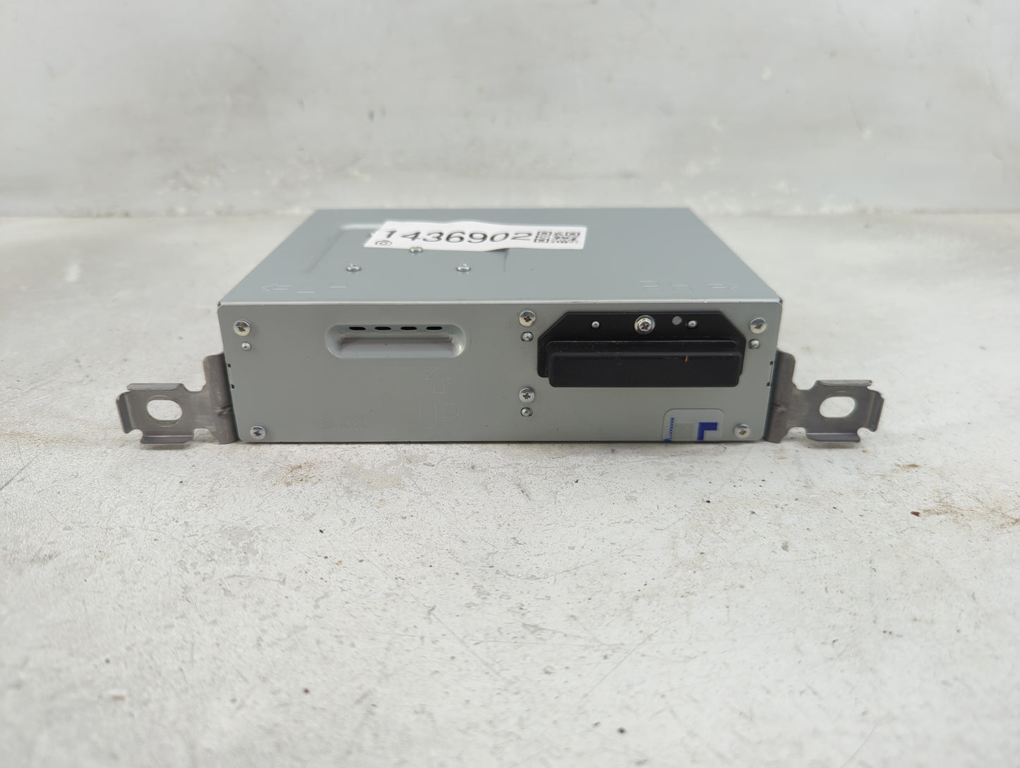 2022 Mazda Mazda3 Radio AM FM Cd Player Receiver Replacement P/N:BGMR669C0F CL-MM2BN0GQ, AM1904, ACJ932AM1904 Fits Fits 2021