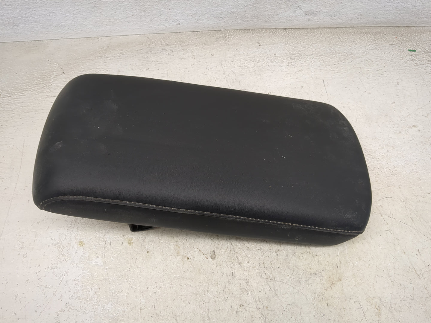 2022 Mazda Mazda3 Center Console Armrest Cover Lid Fits OEM Used Auto Parts - Oemusedautoparts1.com