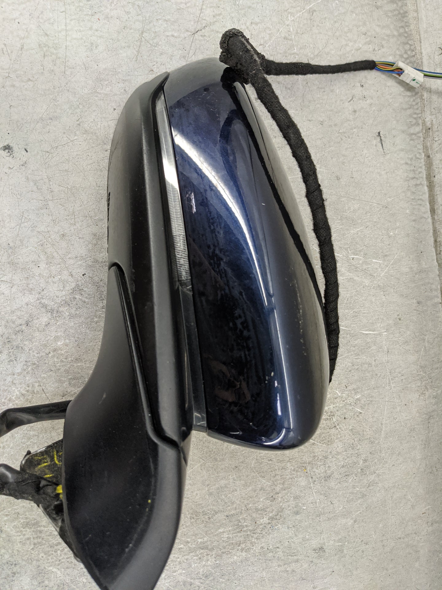 2022 Mazda Mazda3 Passenger Side View Mirror - Right Door Mirror OEM Used - Oemusedautoparts1.com