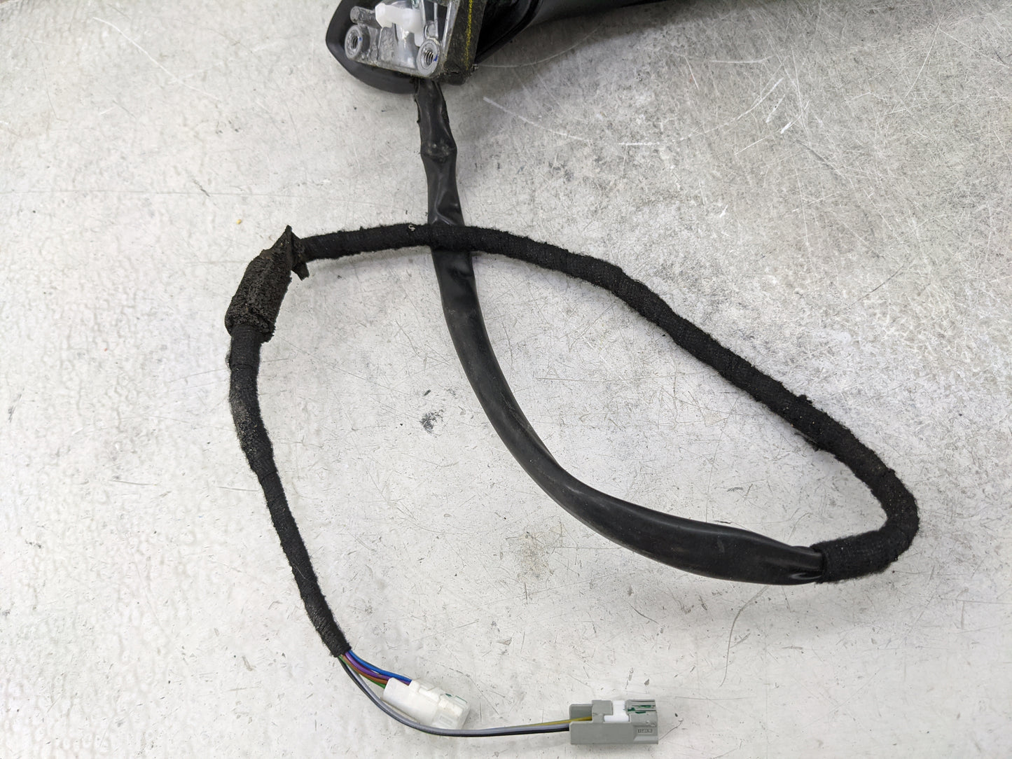 2022 Mazda Mazda3 Passenger Side View Mirror - Right Door Mirror OEM Used - Oemusedautoparts1.com