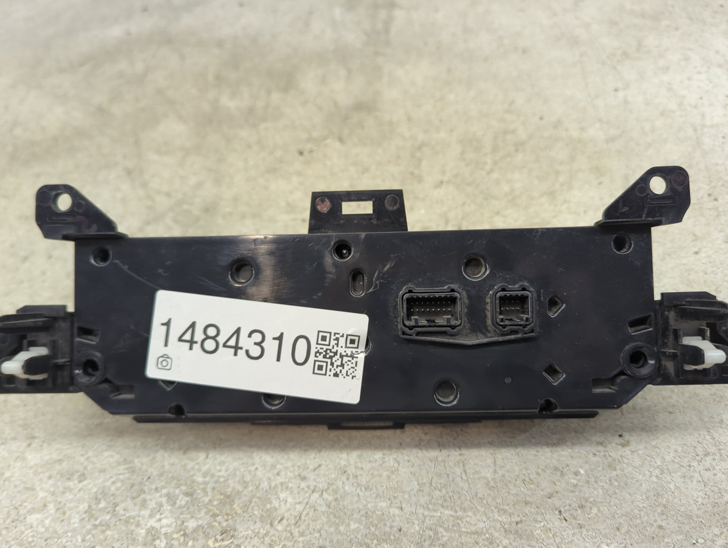 2022 Mazda Mazda3 Climate Control Module Temperature AC/Heater Replacement P/N:BFWB-61190 A2C17526103 Fits Fits 2019 2020 20