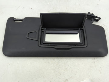 2022 Mercedes-Benz A220 Sun Visor Shade Replacement Passenger Right Mirror Fits Fits 2020 2021 OEM Used Auto Parts