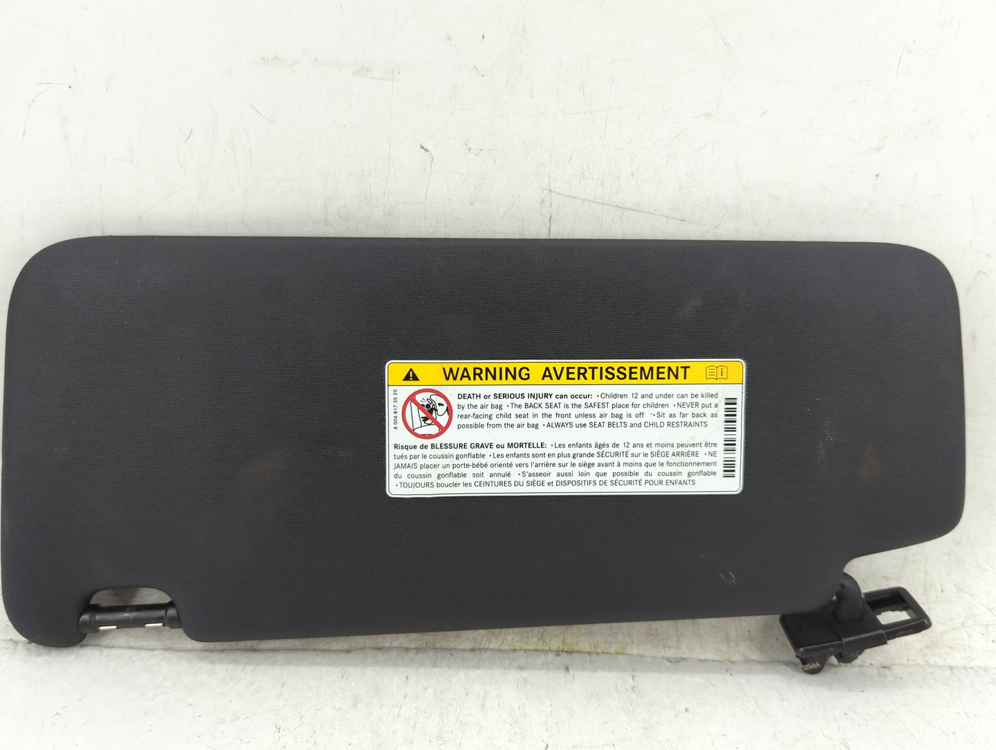 2022 Mercedes-Benz A220 Sun Visor Shade Replacement Passenger Right Mirror Fits Fits 2020 2021 OEM Used Auto Parts - Oemused