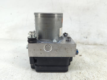 2022 Mercedes-Benz Glb250 Anti-Lock Brake ABS Pump Module Actuator OEM P/N:A1779006207 A1779013505, A1779027215 Fits OEM Used Auto Parts