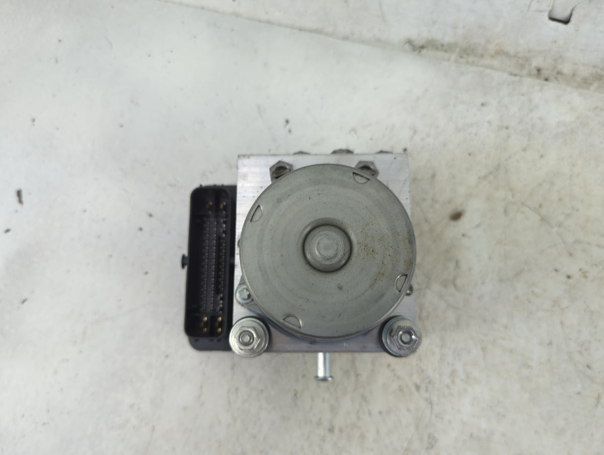 2022 Mercedes-Benz Glb250 ABS Pump Control Module Replacement P/N:A1779006207 A1779013505, A1779027215 Fits OEM Used Auto Pa