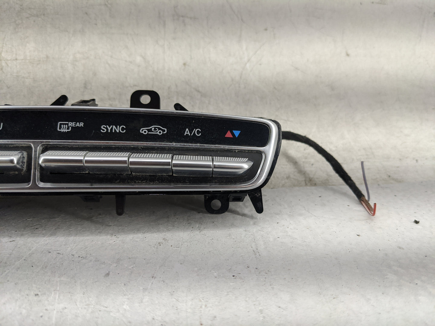 2020-2022 Mercedes-Benz Glc300 Climate Control Module Temperature AC/Heater Replacement P/N:A2059054215 A2C1600240104 Fits O