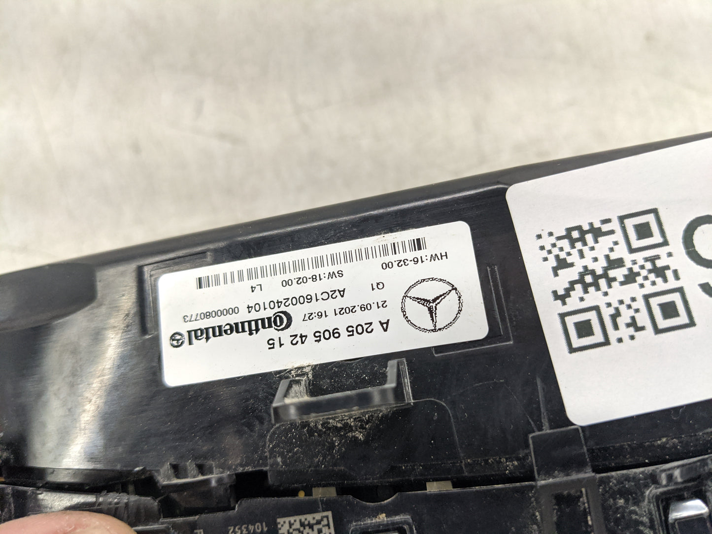 2020-2022 Mercedes-Benz Glc300 Climate Control Module Temperature AC/Heater Replacement P/N:A2059054215 A2C1600240104 Fits O