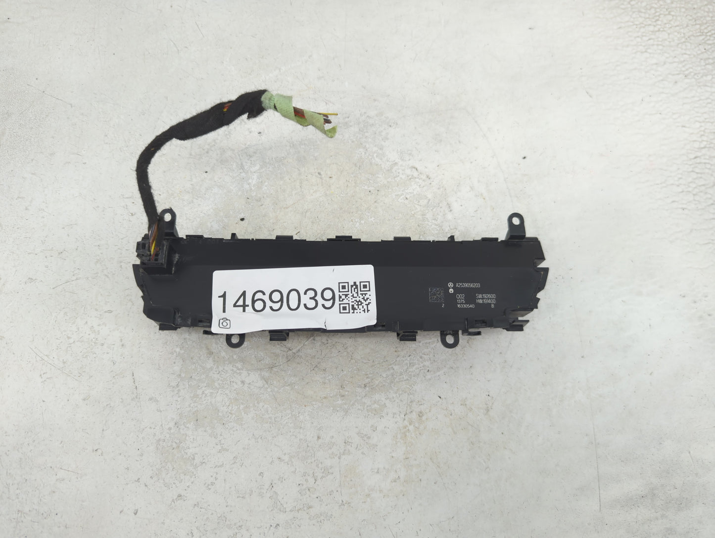 2022 Mercedes-benz Glc300 Hazard Switch A2539056203 - Oemusedautoparts1.com