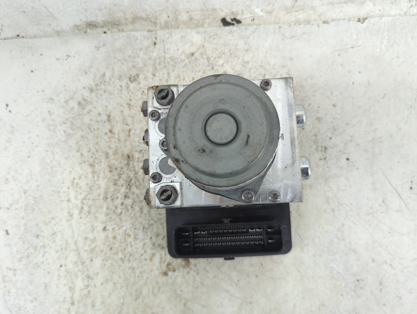 2020-2022 Mercedes-Benz Glc300 ABS Pump Control Module Replacement P/N:A2059004449 A 205 900 44 49 Fits OEM Used Auto Parts 