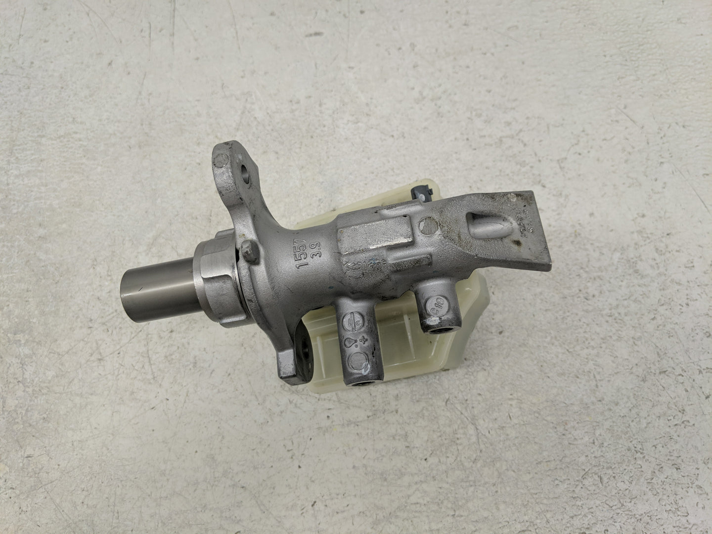 2020-2022 Mercedes-benz Gle350 Brake Master Cylinder - Oemusedautoparts1.com