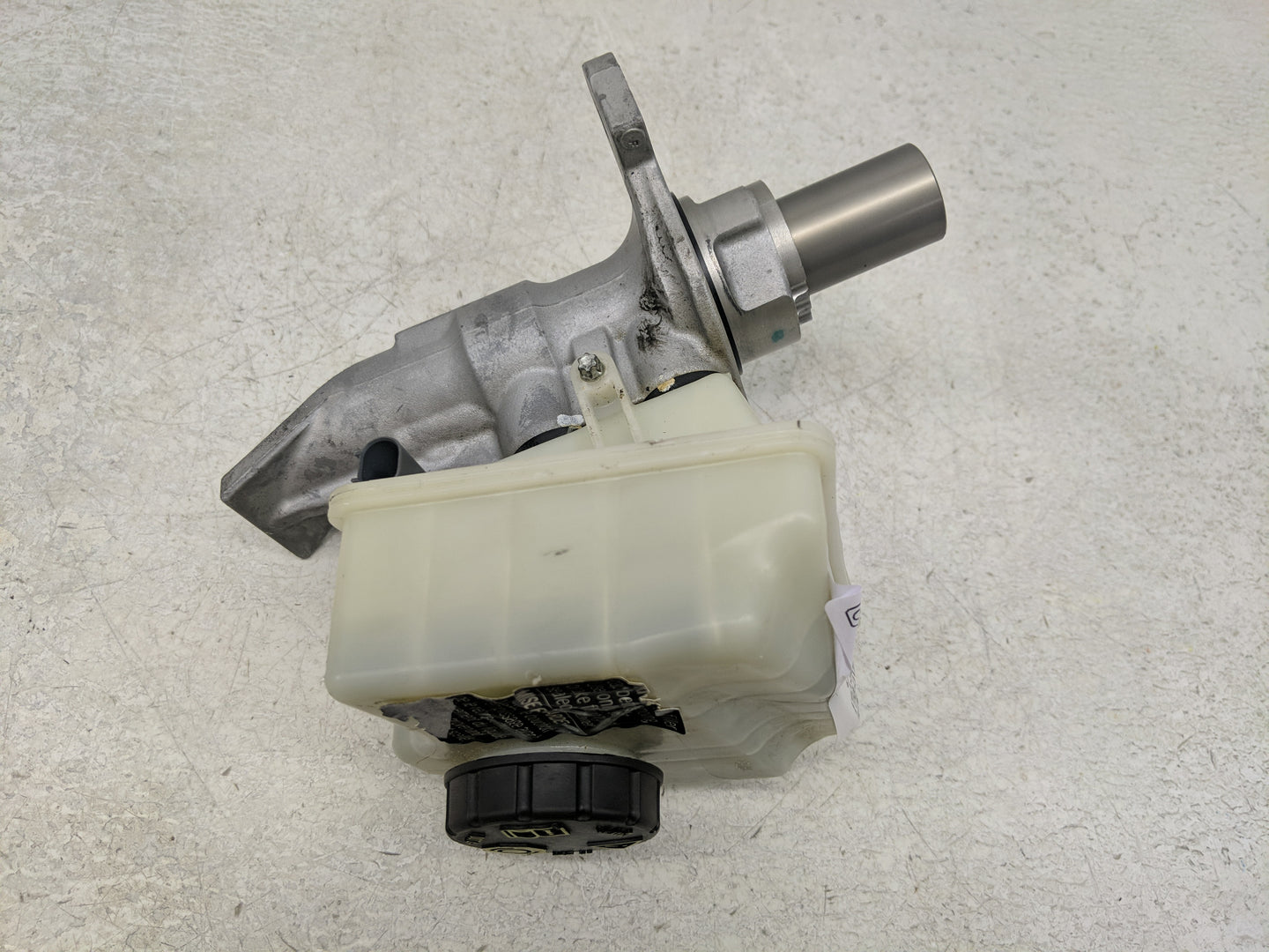 2020-2022 Mercedes-benz Gle350 Brake Master Cylinder - Oemusedautoparts1.com
