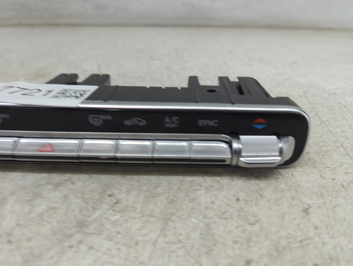 2020-2022 Mercedes-Benz Gle450 Climate Control Module Temperature AC/Heater Replacement P/N:A2479056703 A 247 905 67 03 Fits