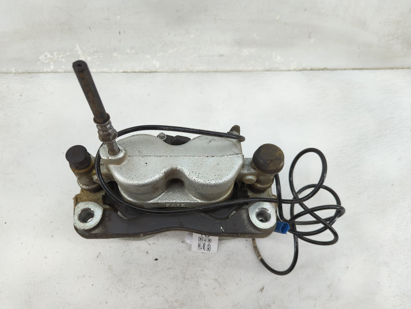 2022 Mercedes-benz Mb3500 Rear Passenger Right Brake Caliper - Oemusedautoparts1.com
