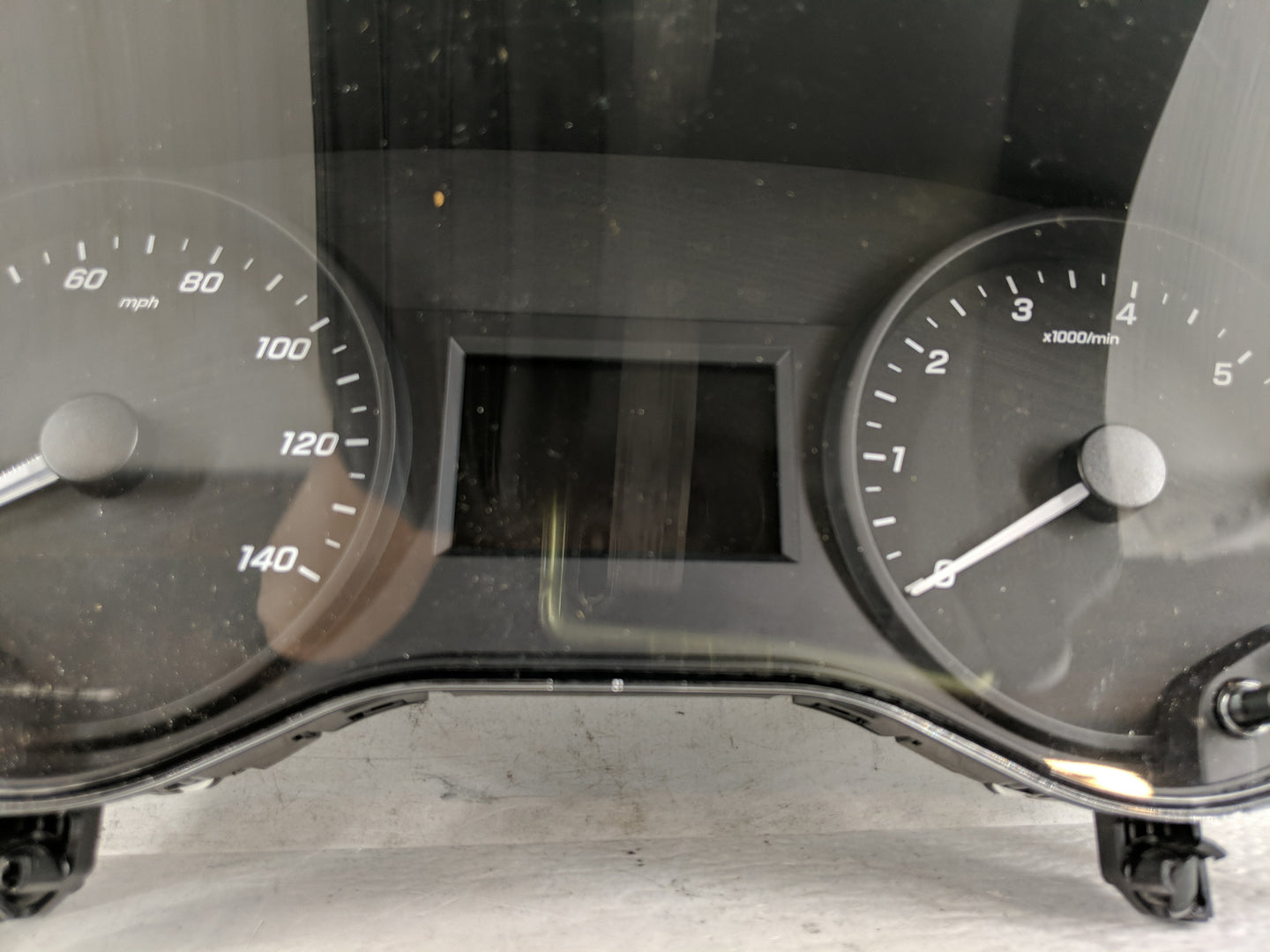 2022 Mercedes-Benz Metris Instrument Cluster Speedometer Gauges P/N:A 447 900 22 17 Fits OEM Used Auto Parts - Oemusedautopa