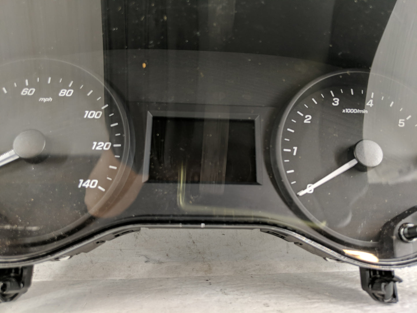 2022 Mercedes-Benz Metris Instrument Cluster Speedometer Gauges P/N:A 447 900 22 17 Fits OEM Used Auto Parts - Oemusedautopa